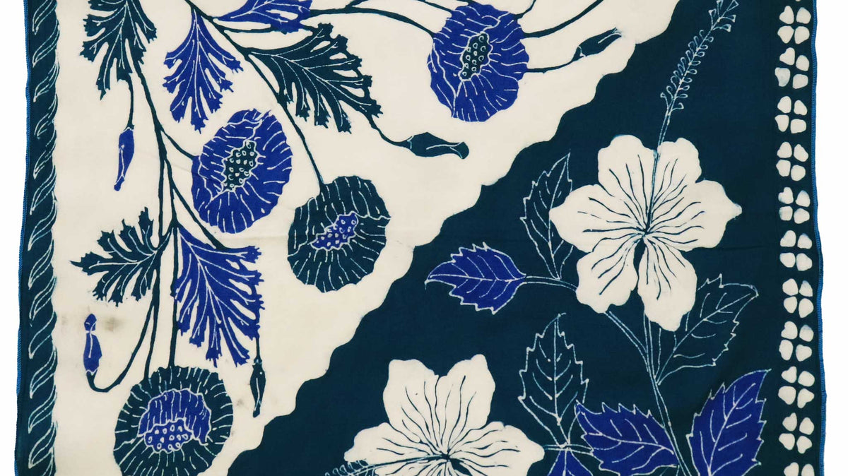 Hibiscus Poppy hand-drawn batik tulis bandana