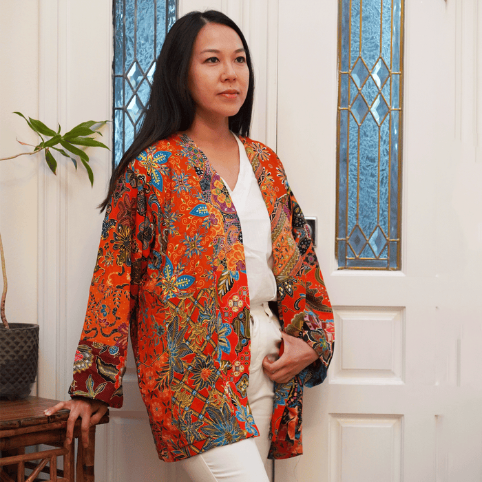 Handmade Thick Quilted Printed Batik Jacket with Patchwork Inner Lining - Cotton-odk003