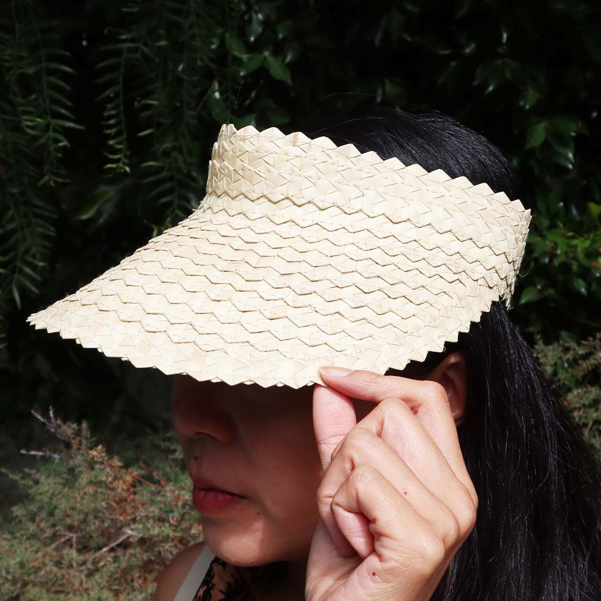 Handwoven Sun Hat Kids Handwoven Packable Straw Western Sun Protection Hat  main image 3