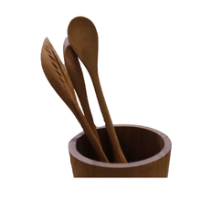 Load image into Gallery viewer, Teak wood Leaf Pattern Spoon