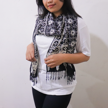 Load image into Gallery viewer, Handmade Batik Scarf - Cotton - Hibiscus