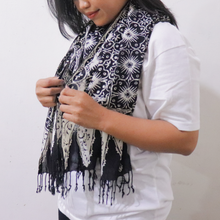 Load image into Gallery viewer, Handmade Batik Scarf - Cotton - Hibiscus