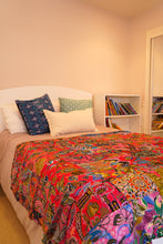 Load image into Gallery viewer, Handmade Reversible Batik Quilt Blanket / Throw - TR0028