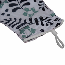 Load image into Gallery viewer, Gili Collection Batik Face Covering - Dates