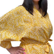 Load image into Gallery viewer, Handmade Batik Robe/ Kimono - Cotton - Twig