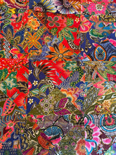 Load image into Gallery viewer, Handmade Reversible Batik Quilt Blanket / Throw - TR0040 - Queen and King Bed Size 87&quot;x87&quot;