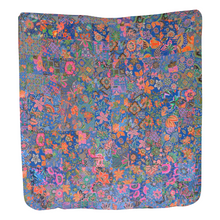 Load image into Gallery viewer, Handmade Reversible Batik Quilt Blanket / Throw - TR0005