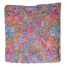 Load image into Gallery viewer, Handmade Reversible Batik Quilt Blanket / Throw - TR0007