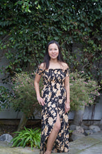 Load image into Gallery viewer, Kasih Coop Dress Soraya Black
