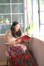 Load image into Gallery viewer, Handmade Reversible Batik Quilt Blanket / Throw - TR0050 - Size 87&quot;x87&quot;