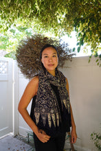 Load image into Gallery viewer, Handmade Batik Scarf - Cotton - Foliage