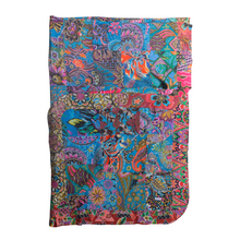 Load image into Gallery viewer, Handmade Reversible Batik Quilt Blanket / Throw - TR0029