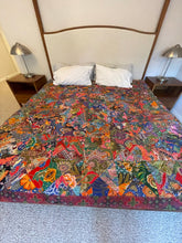 Load image into Gallery viewer, Handmade Reversible Batik Quilt Blanket / Throw - TR0044 - Queen and King Bed Size 87&quot;x87&quot;