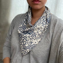 Load image into Gallery viewer, Batik Bandana - Stone