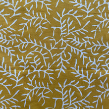 Load image into Gallery viewer, Batik Table Runner - Twig