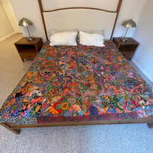 Load image into Gallery viewer, Handmade Reversible Batik Quilt Blanket / Throw - TR0044 - Queen and King Bed Size 87&quot;x87&quot;