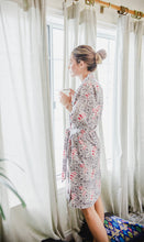 Load image into Gallery viewer, Handmade Batik Robe/ Kimono - Cotton - Bouquet