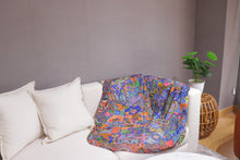Load image into Gallery viewer, Handmade Reversible Batik Quilt Blanket / Throw - TR0061