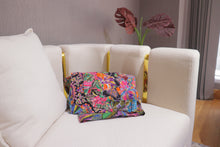 Load image into Gallery viewer, Handmade Reversible Batik Quilt Blanket / Throw - TR0053